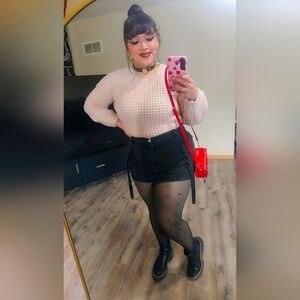 Meet your Posher, Angelica